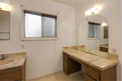 3030 Doughton St, Salem, OR 97302 - Photo 15