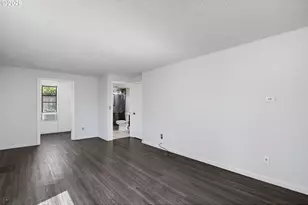 5435 NW Edgebrook Pl, Portland, OR 97229 - Photo 19