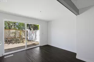5435 NW Edgebrook Pl, Portland, OR 97229 - Photo 13