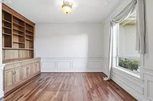 2337 NW Pinnacle Dr, Portland, OR 97229 - Photo 9