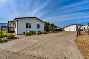 2226 32nd St, Springfield, OR 97477 - Photo 27