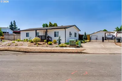 2226 32nd St, Springfield, OR 97477 - Photo 1