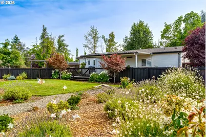 2226 32nd St, Springfield, OR 97477 - Photo 21