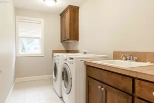 1922 NW 114th Ave, Beaverton, OR 97003 - Photo 31