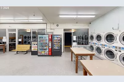 97900 Shopping Center Ave, Brookings, OR 97415 - Photo 17