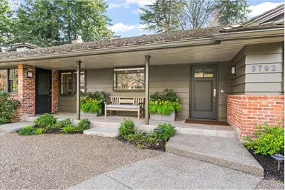 9792 SW Arborcrest Way, Portland, OR 97225 - Photo 3