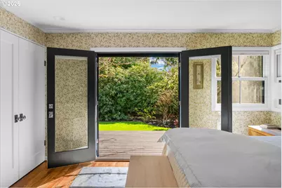 9792 SW Arborcrest Way, Portland, OR 97225 - Photo 25