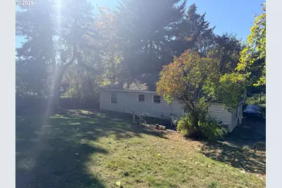 9052 SW 26th Ave, Portland, OR 97219 - Photo 9