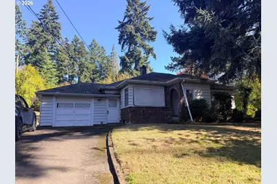 9052 SW 26th Ave, Portland, OR 97219 - Photo 1