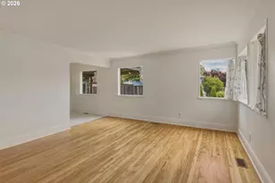 1572 McKinley Ct, Eugene, OR 97402 - Photo 9