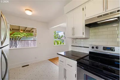 1572 McKinley Ct, Eugene, OR 97402 - Photo 13