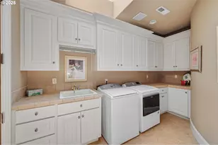 2650 Lorinda Ln, West Linn, OR 97068 - Photo 29