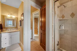 2650 Lorinda Ln, West Linn, OR 97068 - Photo 17