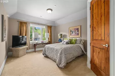 2650 Lorinda Ln, West Linn, OR 97068 - Photo 15