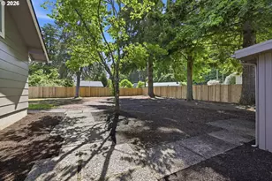 2453 37th St, Springfield, OR 97477 - Photo 41