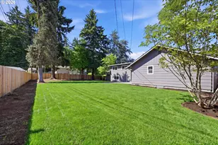 2453 37th St, Springfield, OR 97477 - Photo 45