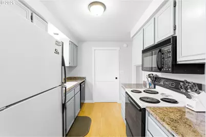 4776 Marshall Ave, Eugene, OR 97402 - Photo 11