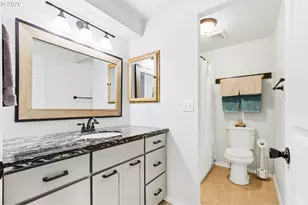 4776 Marshall Ave, Eugene, OR 97402 - Photo 15