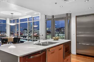 1260 NW Naito Pkwy, Portland, OR 97209 - Photo 41