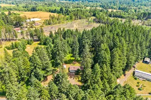 23560 Suttle Rd, Veneta, OR 97487 - Photo 41