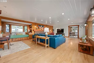 42 Ridgewood Dr, Eugene, OR 97405 - Photo 5