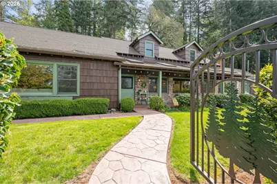 42 Ridgewood Dr, Eugene, OR 97405 - Photo 3