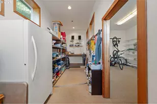 42 Ridgewood Dr, Eugene, OR 97405 - Photo 43