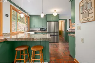 42 Ridgewood Dr, Eugene, OR 97405 - Photo 11