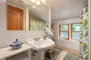 42 Ridgewood Dr, Eugene, OR 97405 - Photo 27