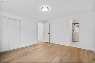 604 S Vermont St, Portland, OR 97219 - Photo 13