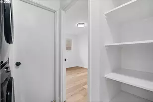 604 S Vermont St, Portland, OR 97219 - Photo 25