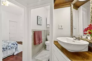 3827 SE Lincoln St, Portland, OR 97214 - Photo 13