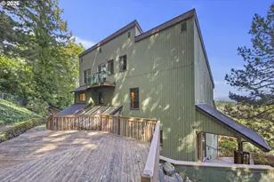 1901 NW Couch St, Camas, WA 98607 - Photo 43