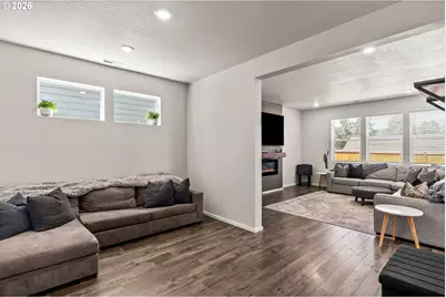 2678 26th Loop, Springfield, OR 97477 - Photo 5
