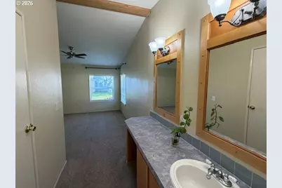 21201 NE 58th St #24, Vancouver, WA 98682 - Photo 17