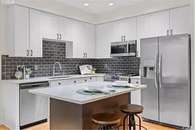 2926 SW Texas St, Portland, OR 97219 - Photo 5