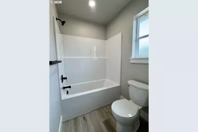 240 Miller St, Sutherlin, OR 97479 - Photo 41
