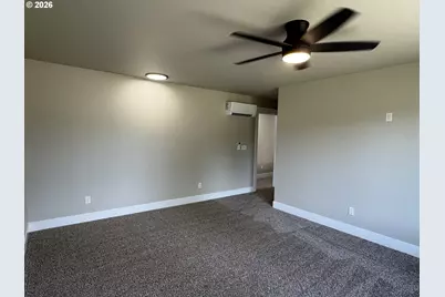240 Miller St, Sutherlin, OR 97479 - Photo 29