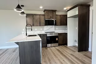240 Miller St, Sutherlin, OR 97479 - Photo 17