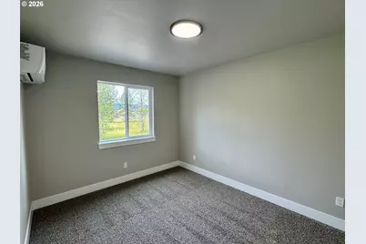 240 Miller St, Sutherlin, OR 97479 - Photo 37