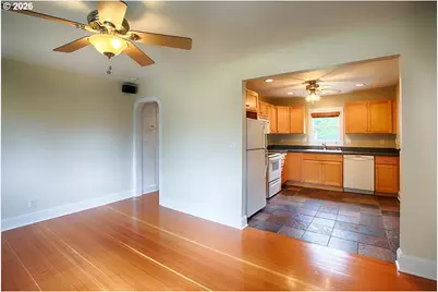 9242 SE Harrison St, Portland, OR 97216 - Photo 5