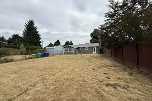 9242 SE Harrison St, Portland, OR 97216 - Photo 21