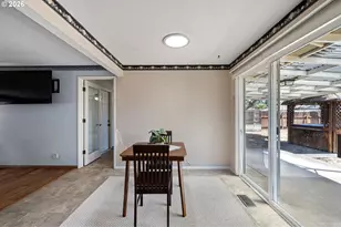 1004 Saville Ave, Eugene, OR 97404 - Photo 11