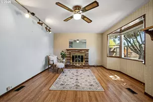 1004 Saville Ave, Eugene, OR 97404 - Photo 17
