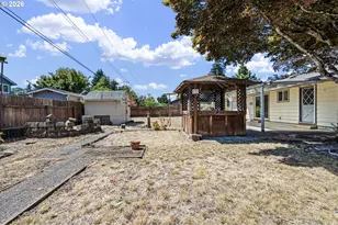1004 Saville Ave, Eugene, OR 97404 - Photo 39