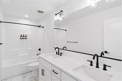 10025 SE Nicholas Dr, Happy Valley, OR 97086 - Photo 31