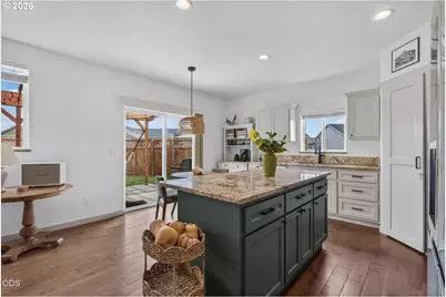 660 A St, Culver, OR 97734 - Photo 7