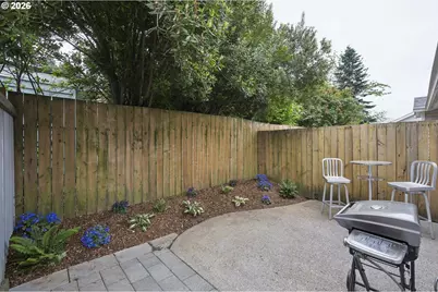 7137 NE Jessup Ct, Portland, OR 97218 - Photo 37