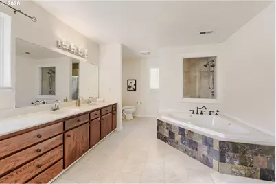5235 NW 168th Pl, Portland, OR 97229 - Photo 17