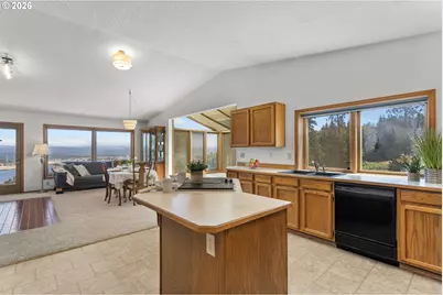 78426 Alston Mayger Rd, Rainier, OR 97048 - Photo 11